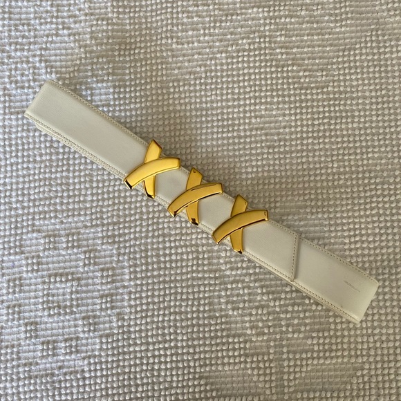 Vintage White Gold Detail Leather Belt - Picture 3 of 9